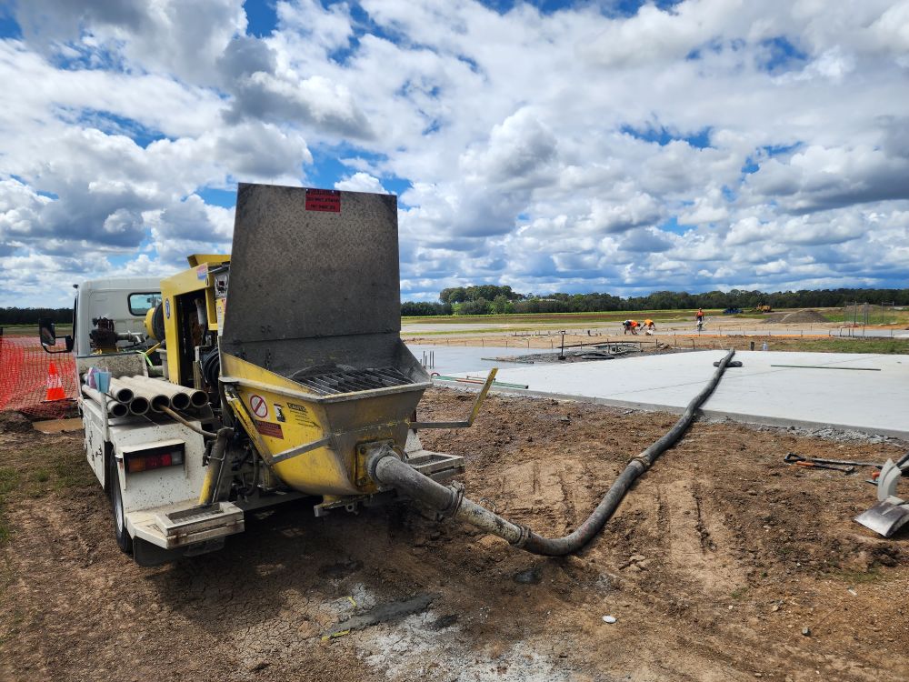 Line Pump vs Boom Pump: Selecting Your Ideal Choice